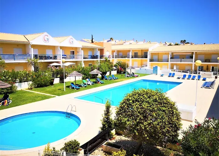 Sun & Pool Holiday Apartment